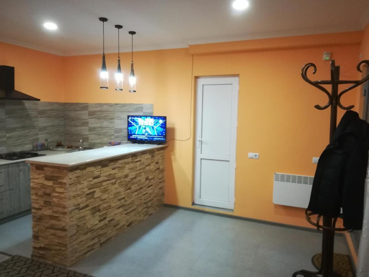 12 Maksim Gorki Street Apartamento Tiflis Exterior foto
