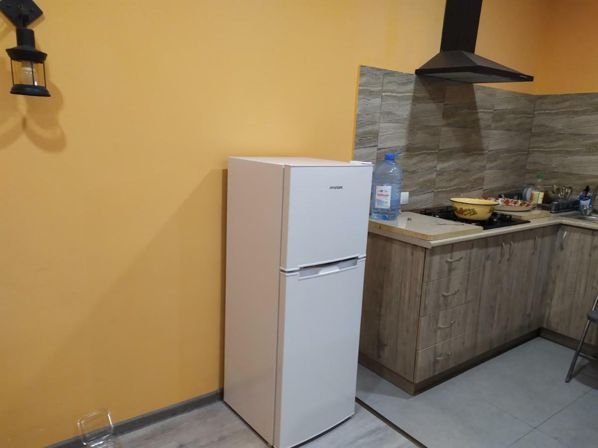 12 Maksim Gorki Street Apartamento Tiflis Exterior foto